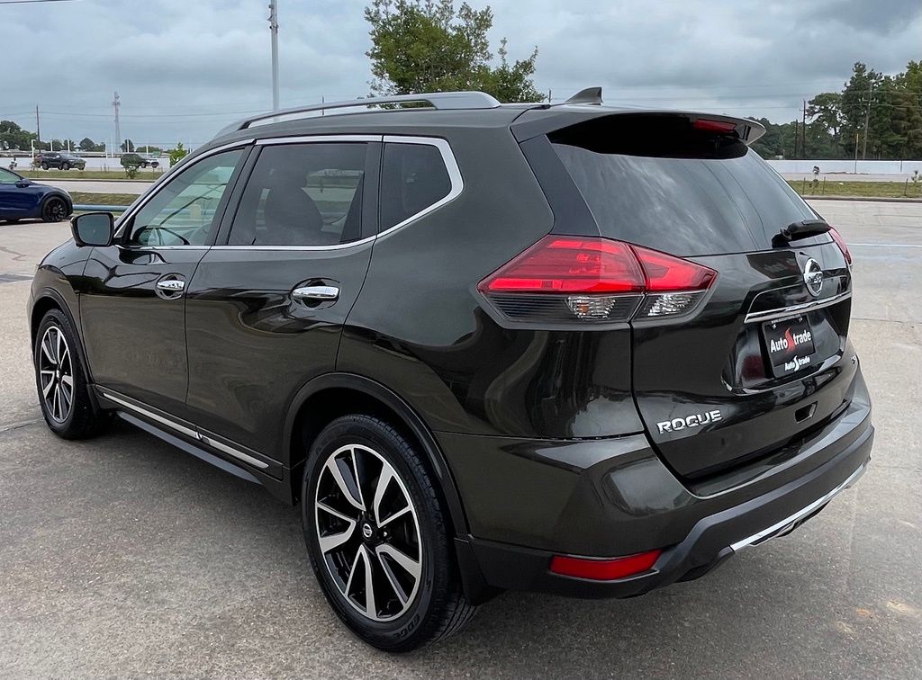 2017 Nissan Rogue SL Black at Autostrade