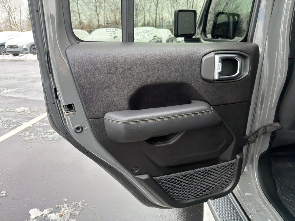 Thumbnail: 2020 Jeep Wrangler - 20