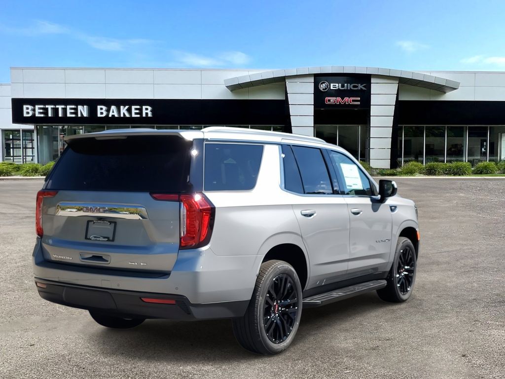 2024 GMC Yukon SLE 7