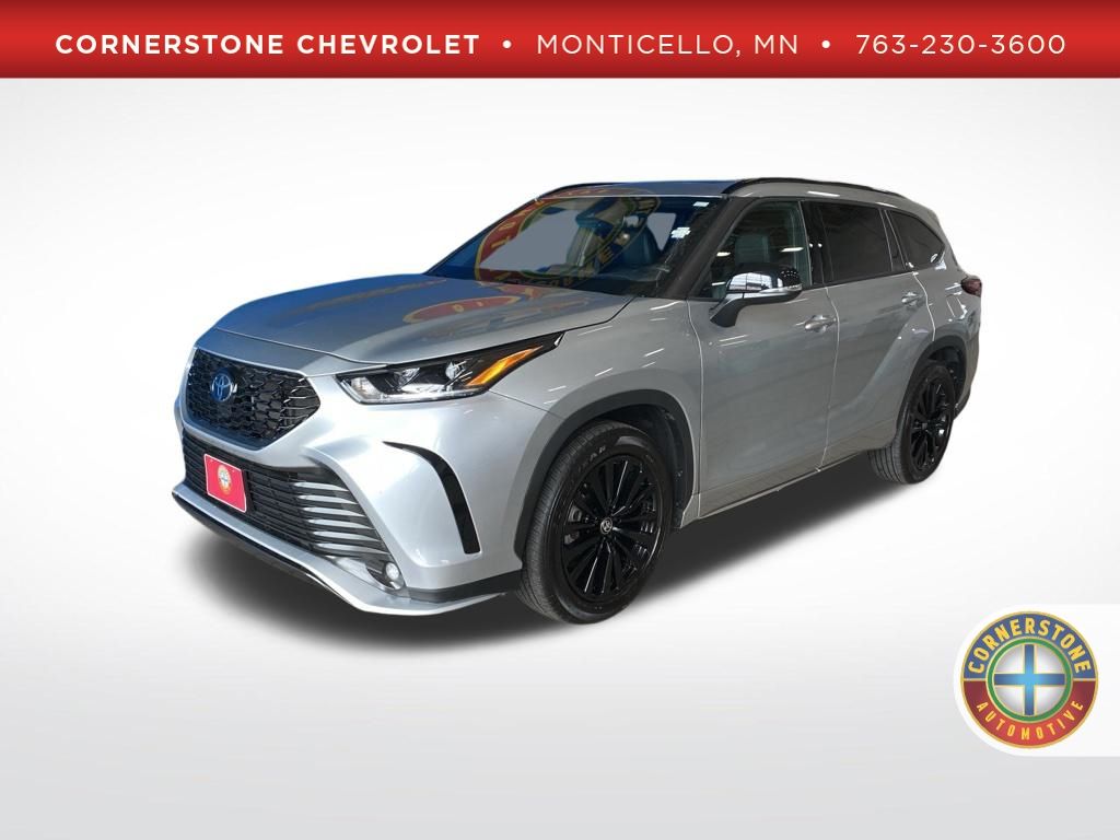 Celestial Silver Metallic 2025 Toyota Highlander XSE AWD SUV / Crossover All-Wheel Drive 8-Speed Automatic