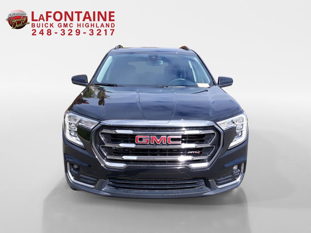 2022 GMC Terrain AT4 2