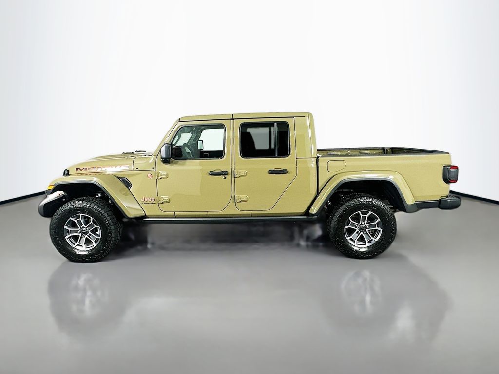 New 2026 Green Jeep Mojave image 4