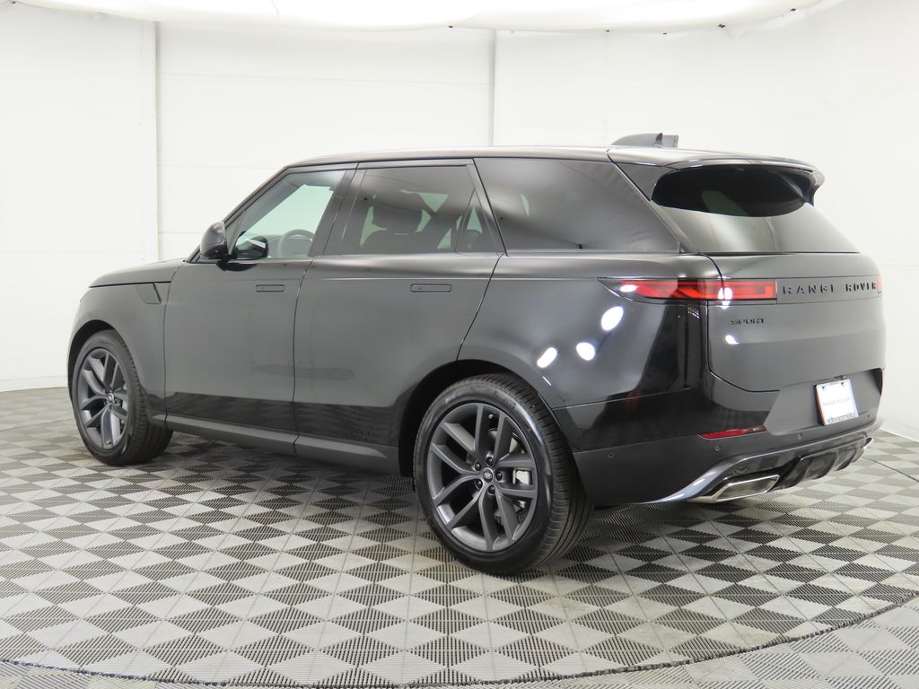 Thumbnail: 2025 Land Rover Range Rover Sport - 7