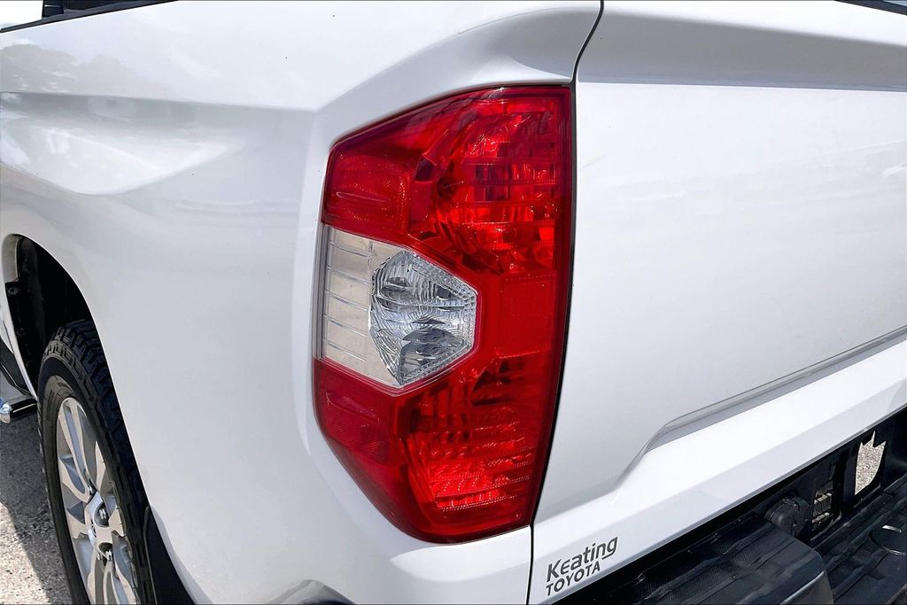 Used 2015 Toyota Tundra Limited 4D CrewMax