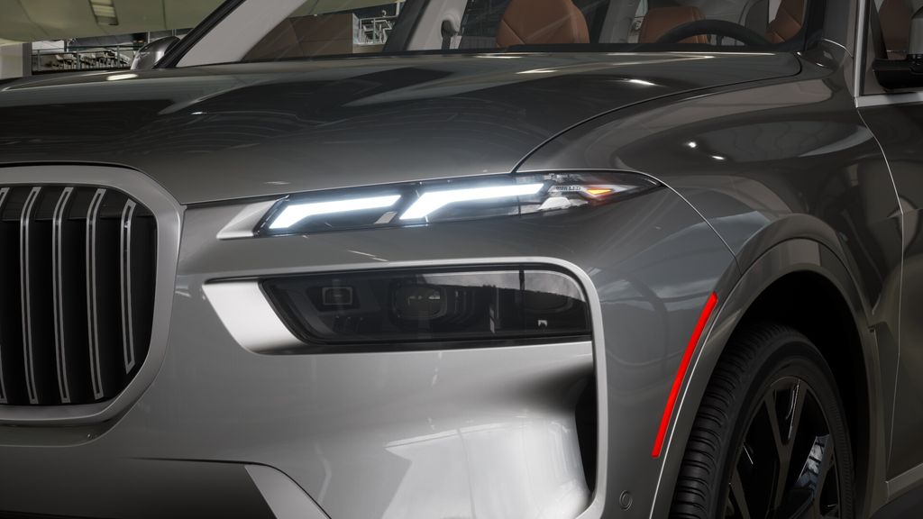 Thumbnail: 2026 BMW X7 - 6