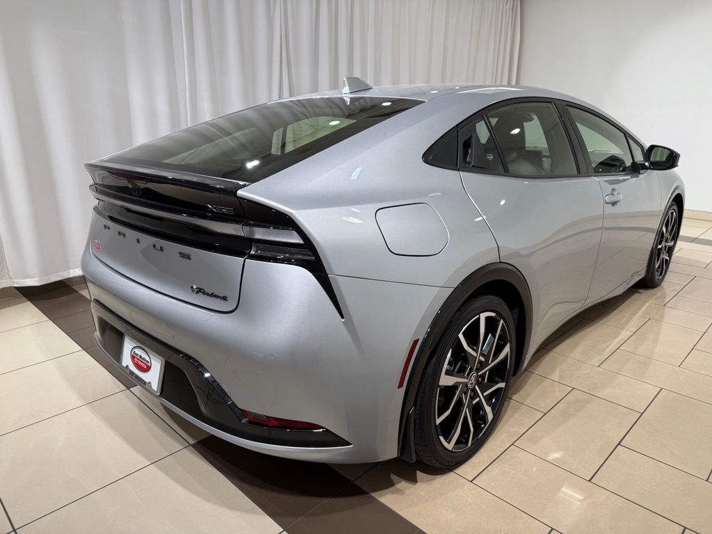 Thumbnail: 2024 Toyota Prius Prime - 5