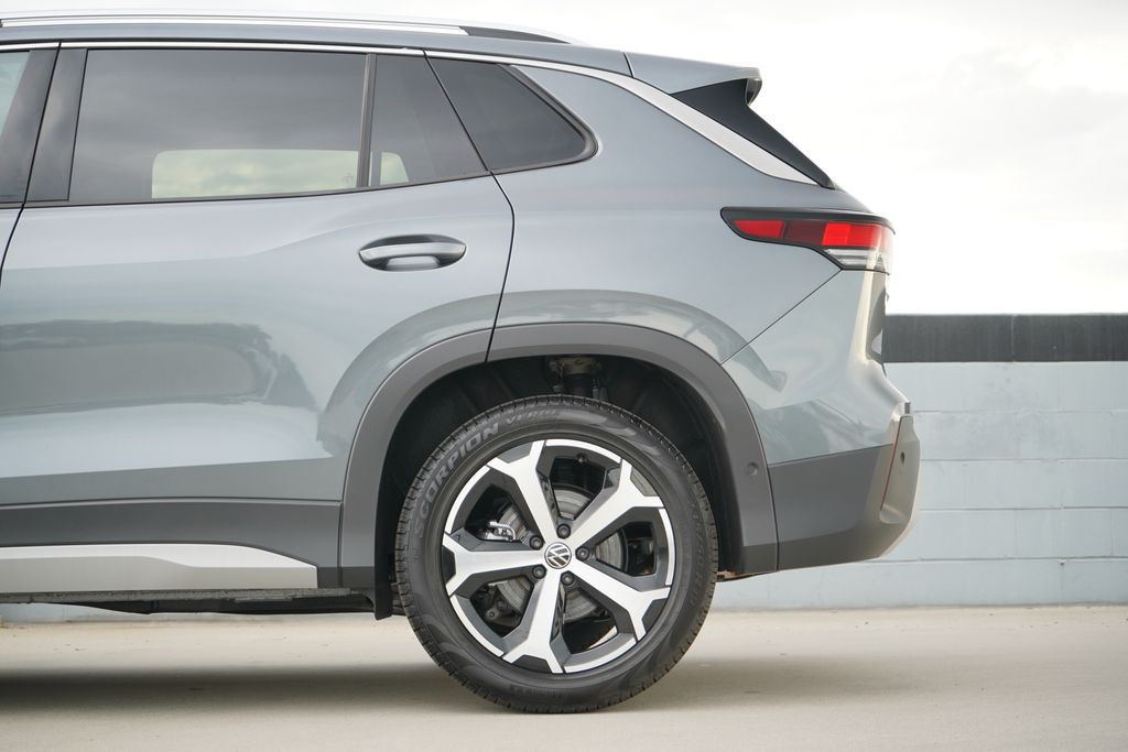 Thumbnail: 2026 Volkswagen Tiguan - 4