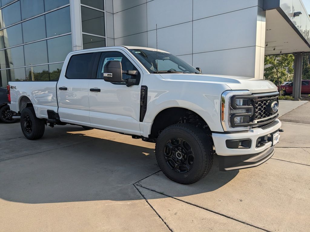 2025 Ford F-250 Super Duty XL