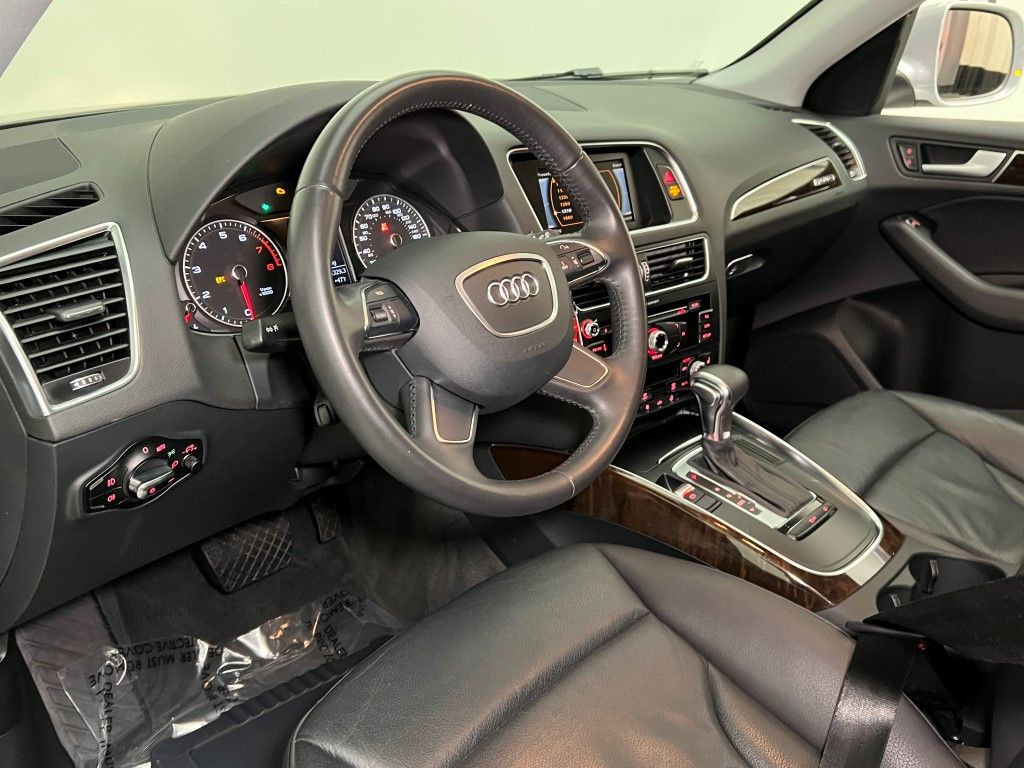 Thumbnail: 2014 Audi Q5 - 26