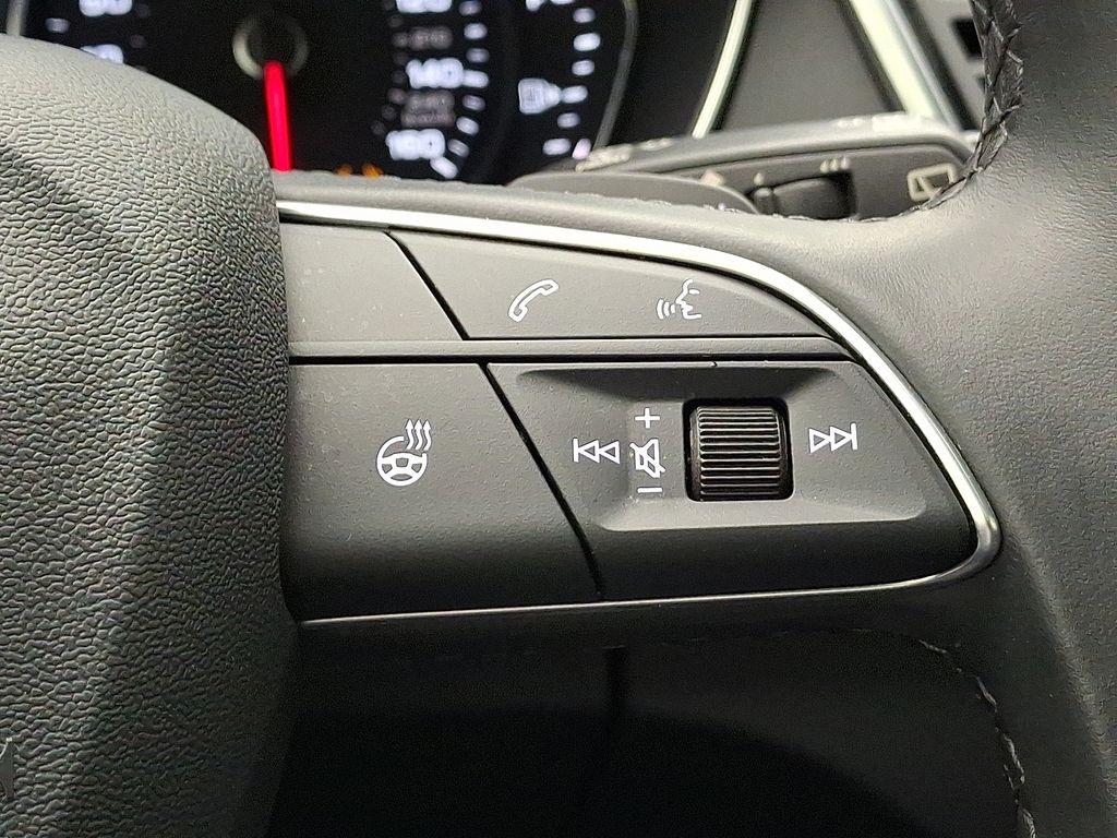 Thumbnail: 2022 Audi Q5 - 23