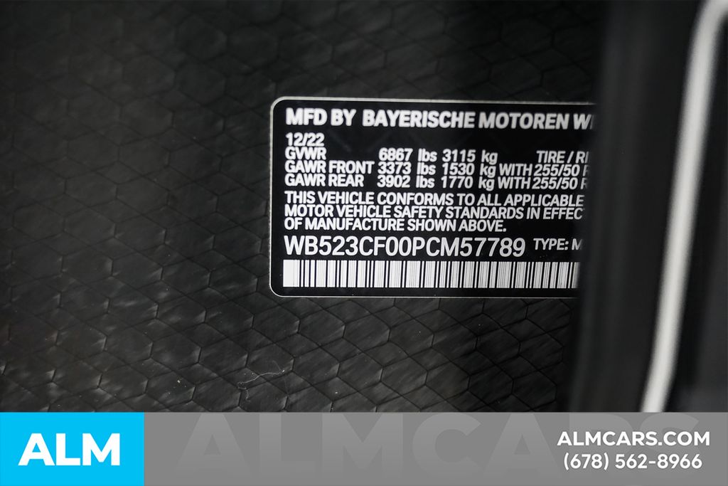 Used 2023 White BMW xDrive50 image 61