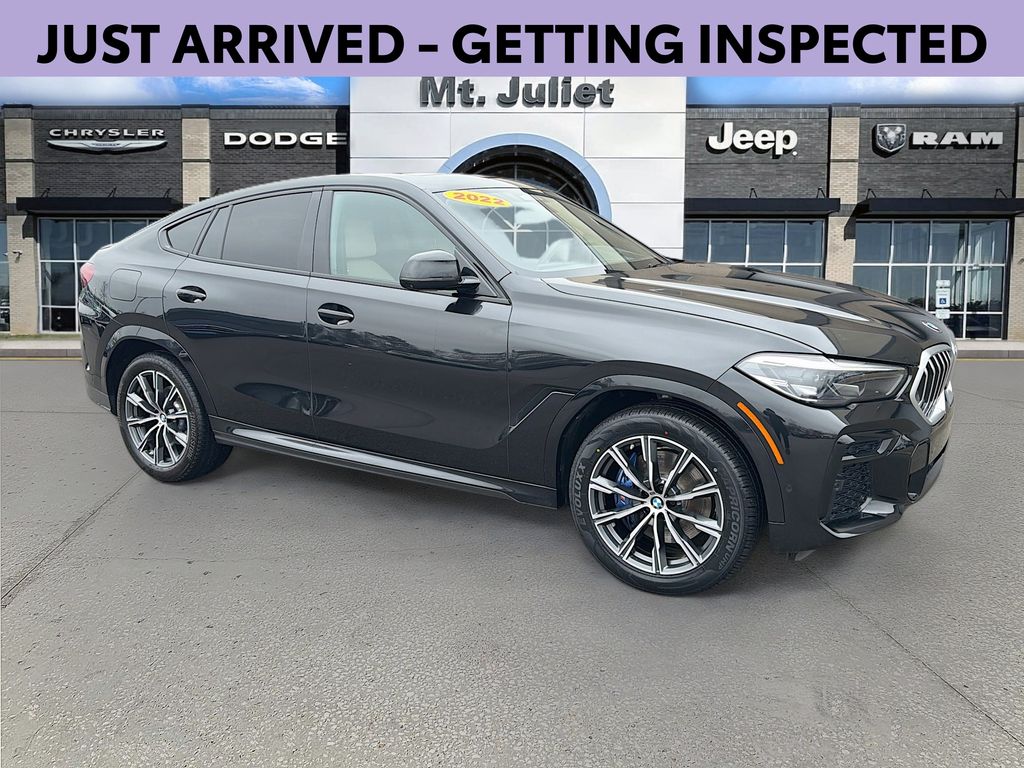 2022 BMW X6 xDrive40i AWD