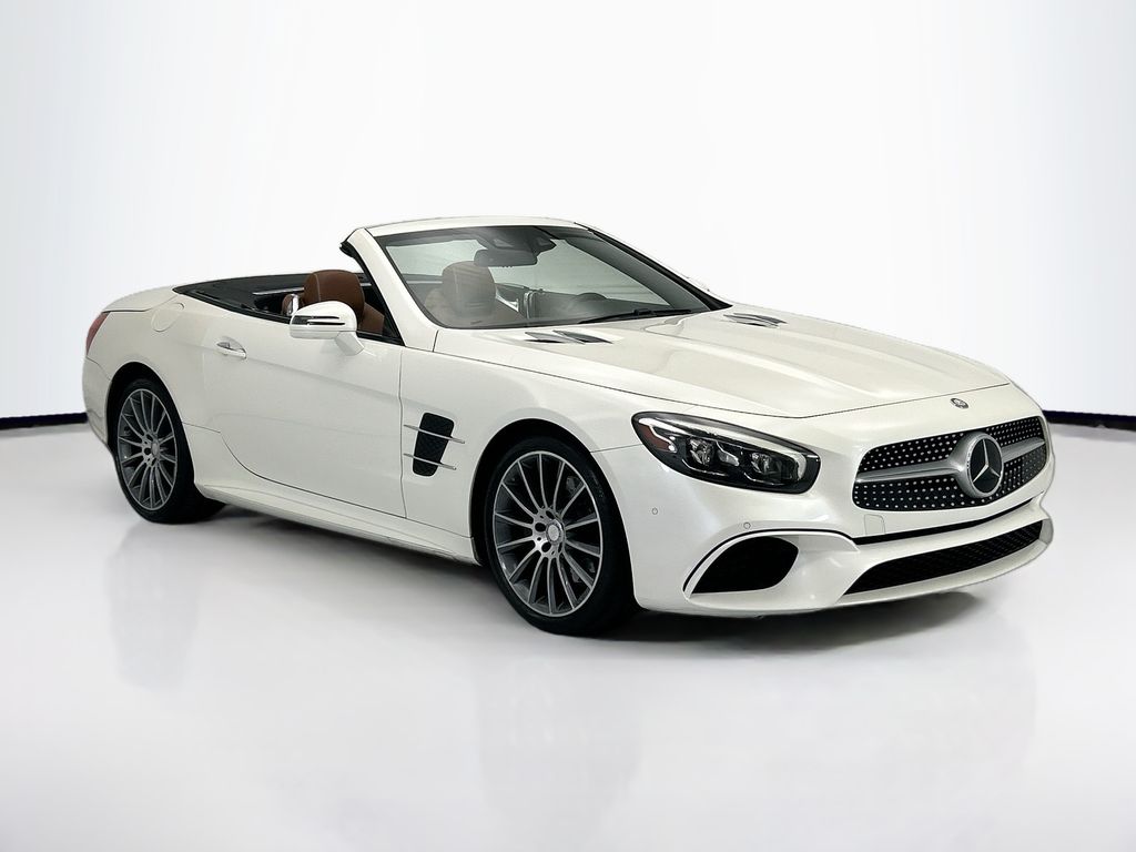 Thumbnail: 2017 Mercedes-Benz SL-Class - 3