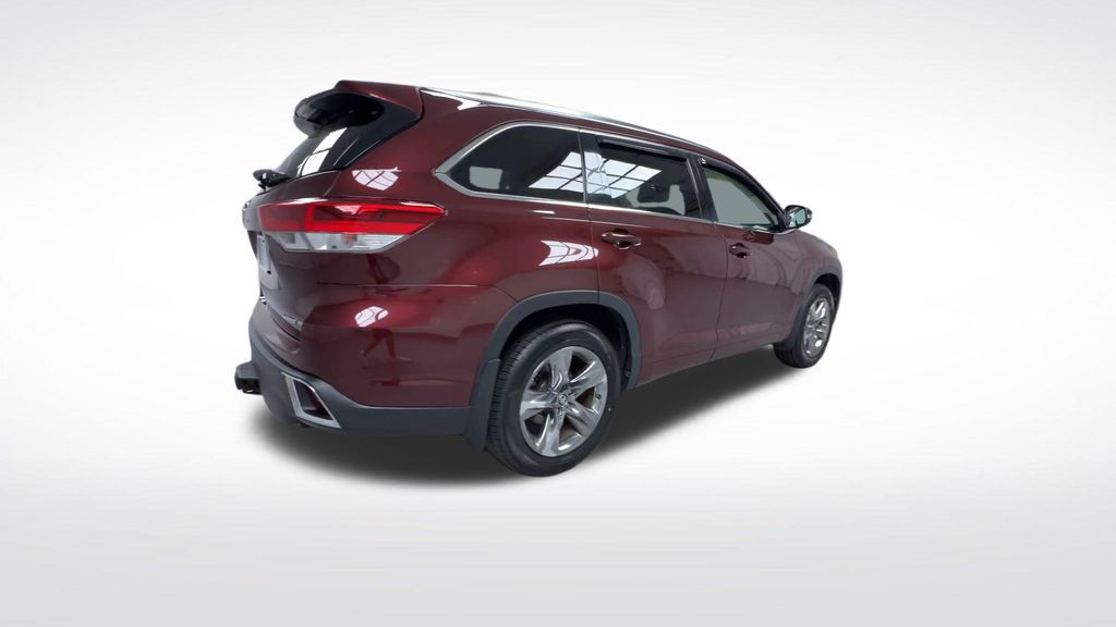 Used 2018 Toyota Highlander SUV