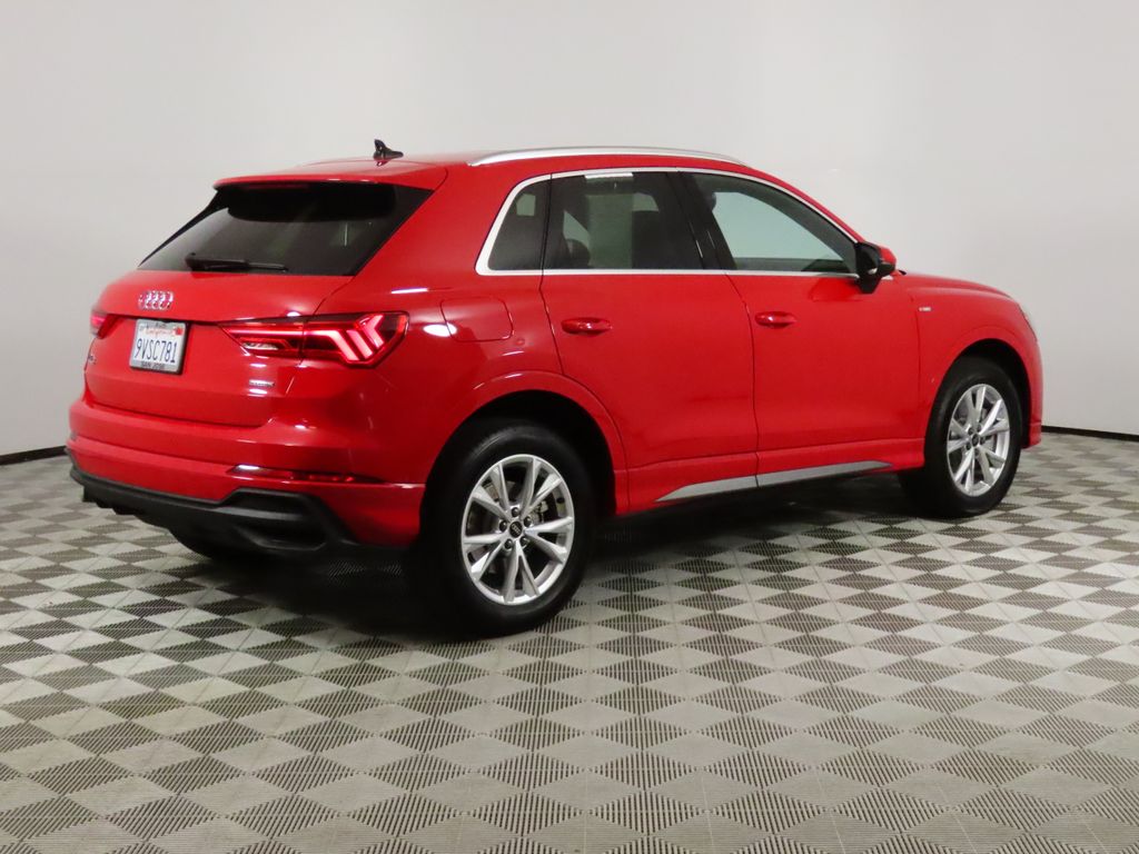 Thumbnail: 2025 Audi Q3 - 5