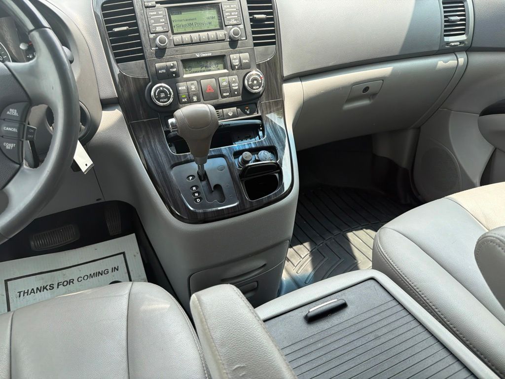 Thumbnail: 2014 Kia Sedona - 16