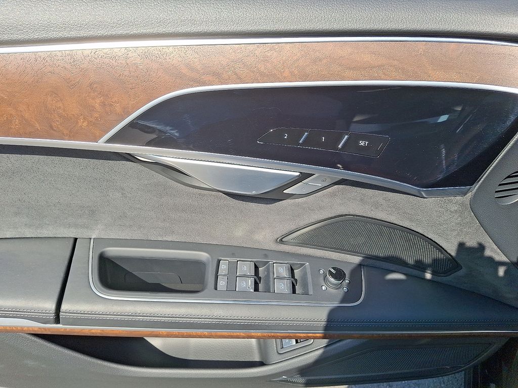 2022 Audi A8 L 12