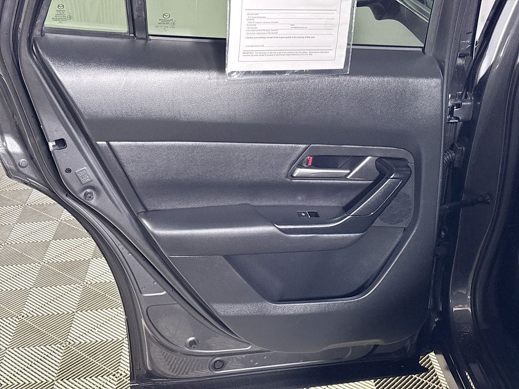 2025 Mazda CX-50 2.5 S Preferred Package