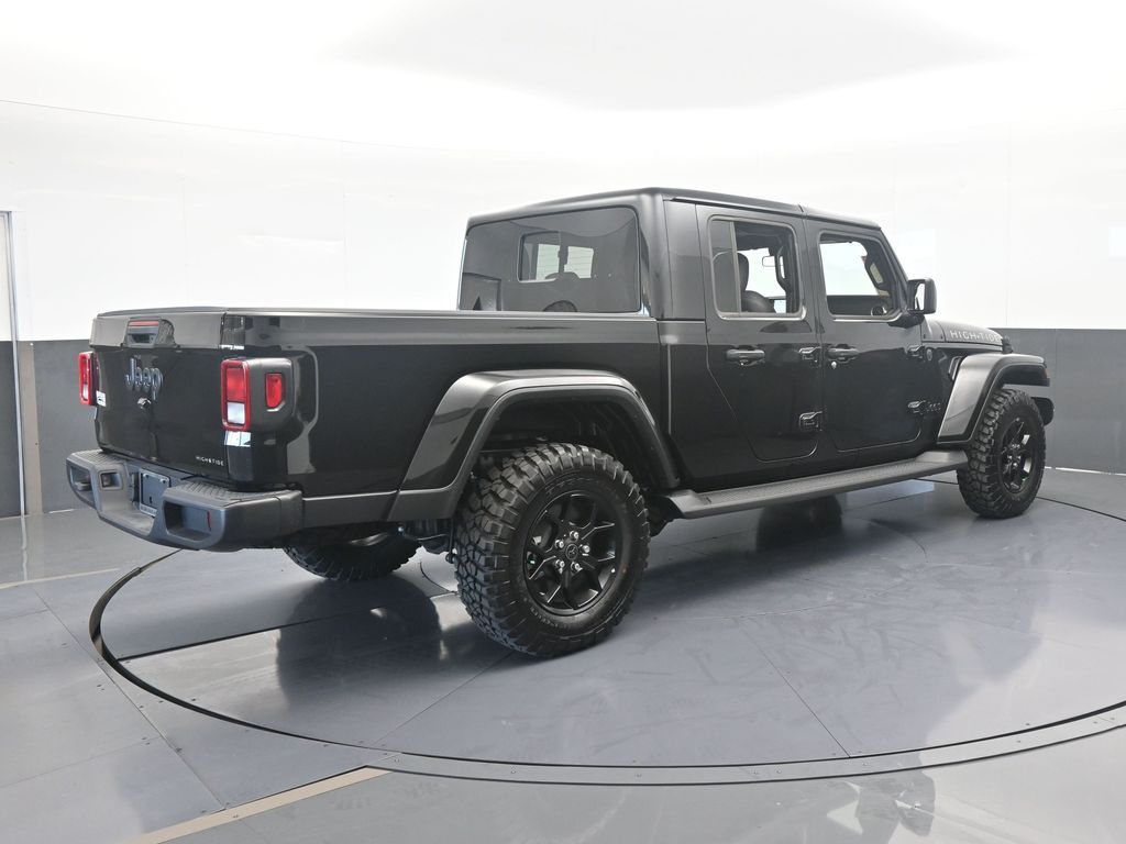 Used 2025 Black Clearcoat Jeep High Tide image 6