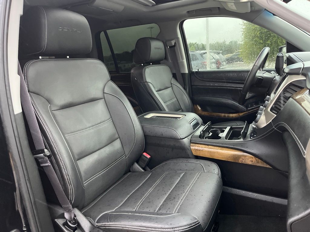 Thumbnail: 2016 GMC Yukon - 25