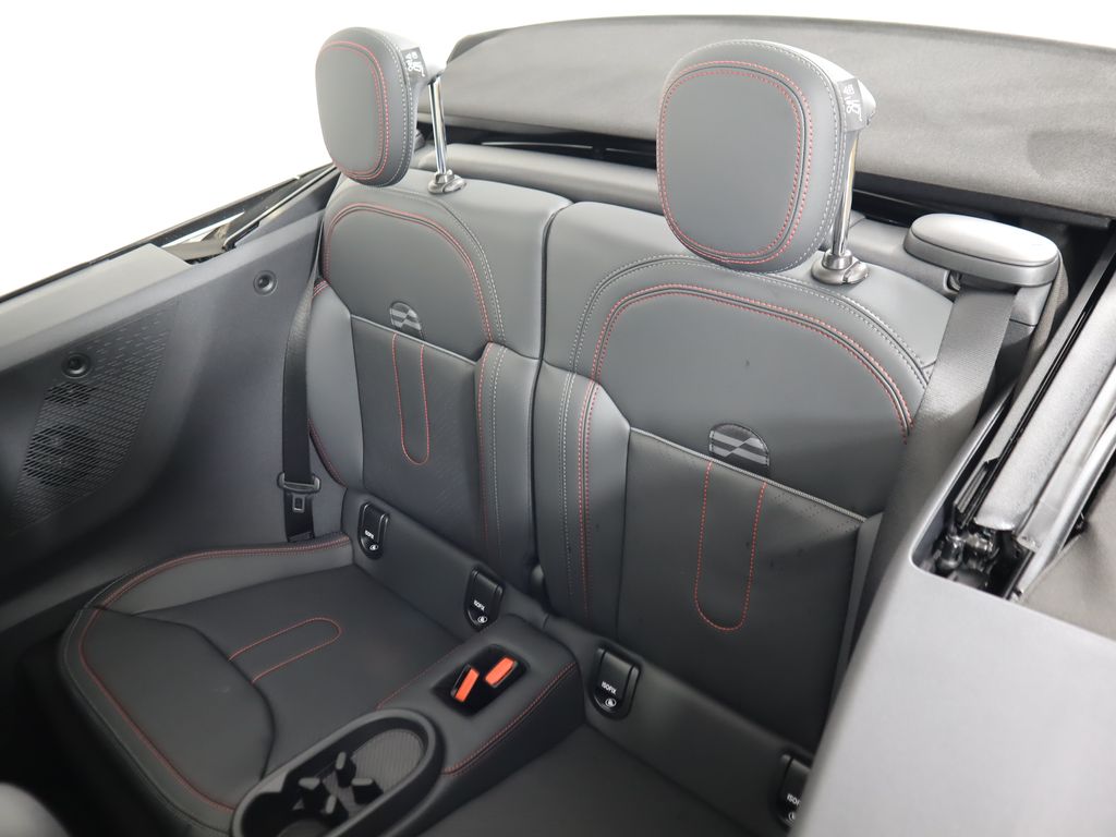 Thumbnail: 2026 MINI Cooper - 31