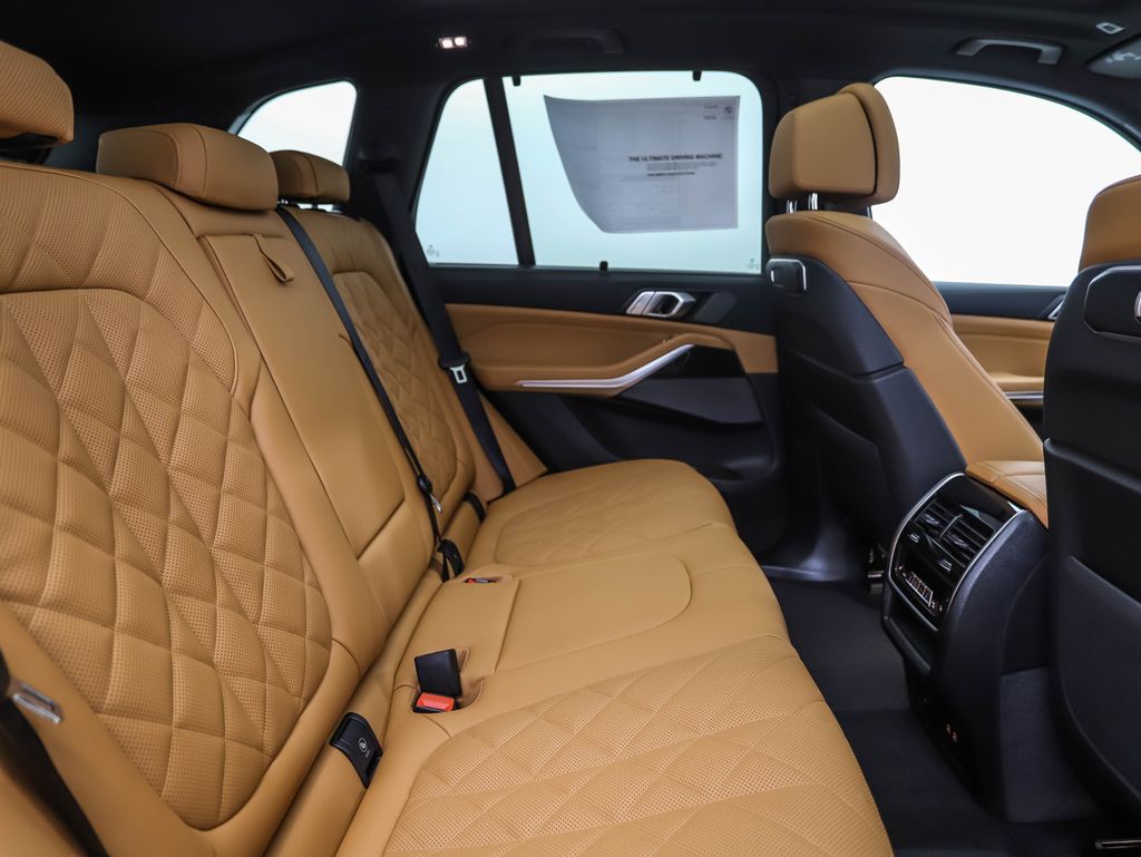 Thumbnail: 2026 BMW X5 - 25