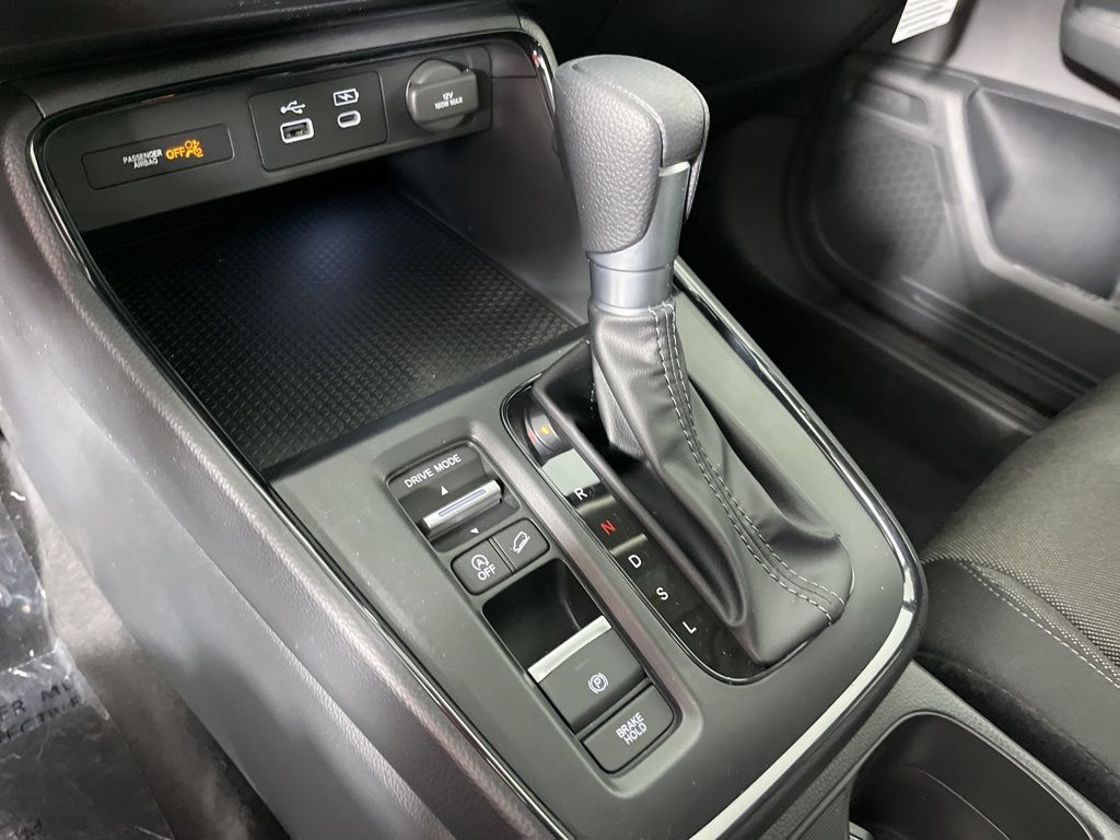 2025 Honda CR-V EX 32