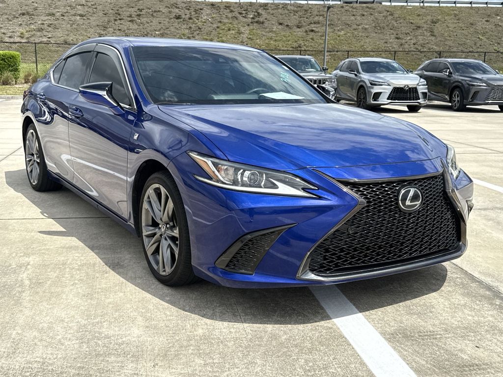Thumbnail: 2021 Lexus ES - 12