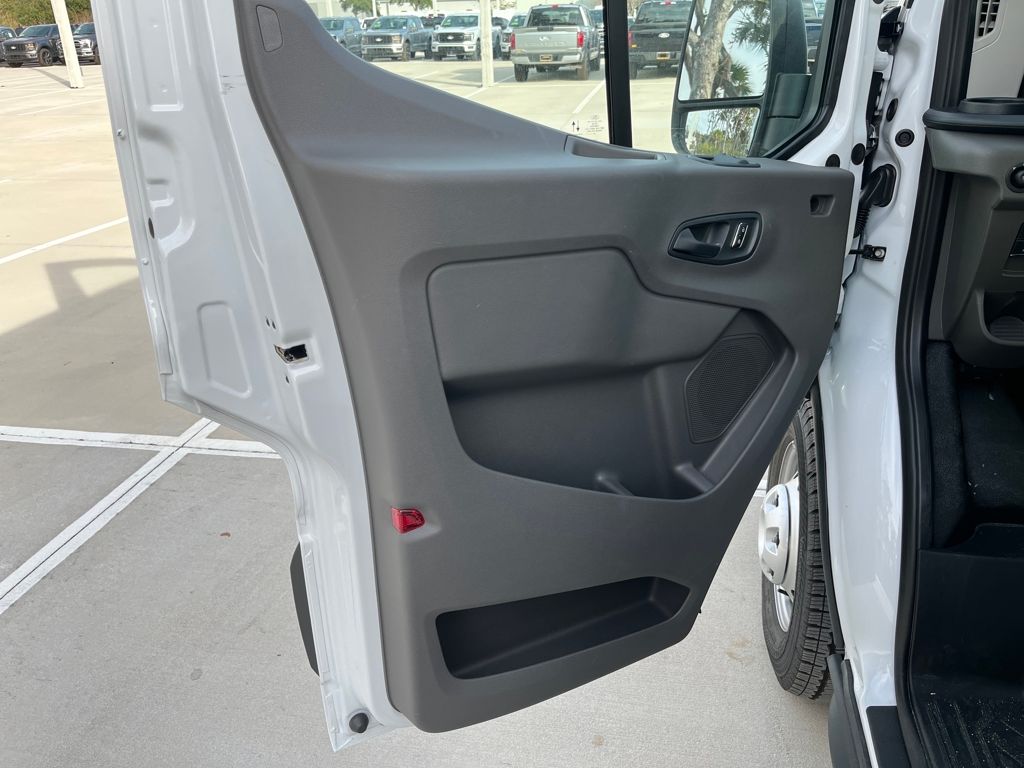 2025 Ford Transit Van Base - Photo 15