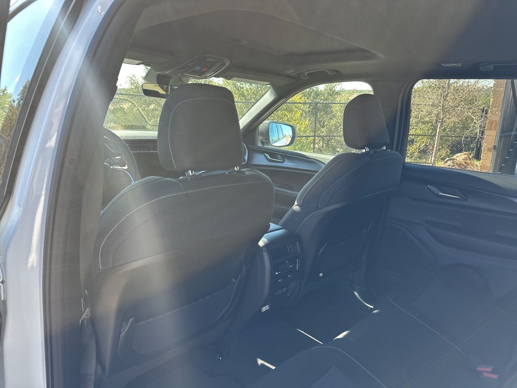 New Car 2025 Jeep Grand Cherokee  For Sale Under $40,000 In Austin, Texas