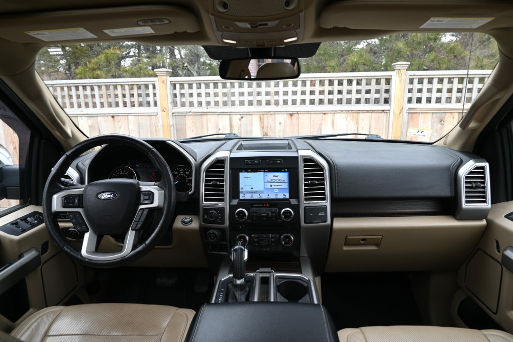 2016 Ford F-150 Lariat 4
