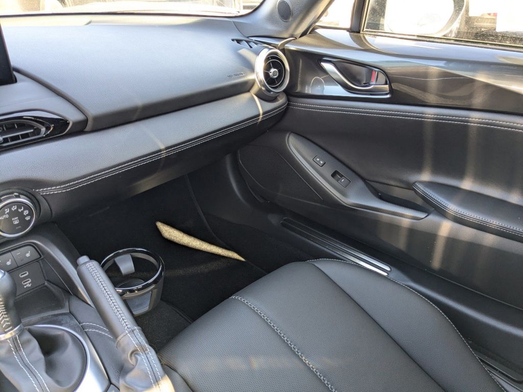 2025 Mazda MX-5 Miata RF Grand Touring