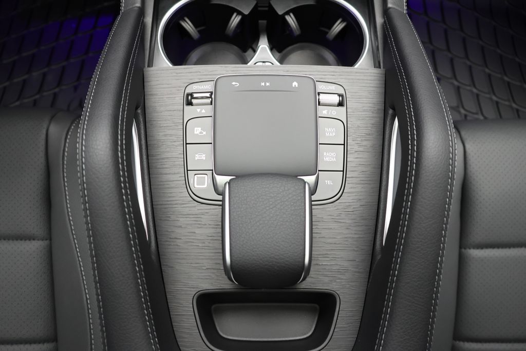 Thumbnail: 2026 Mercedes-Benz GLE - 29