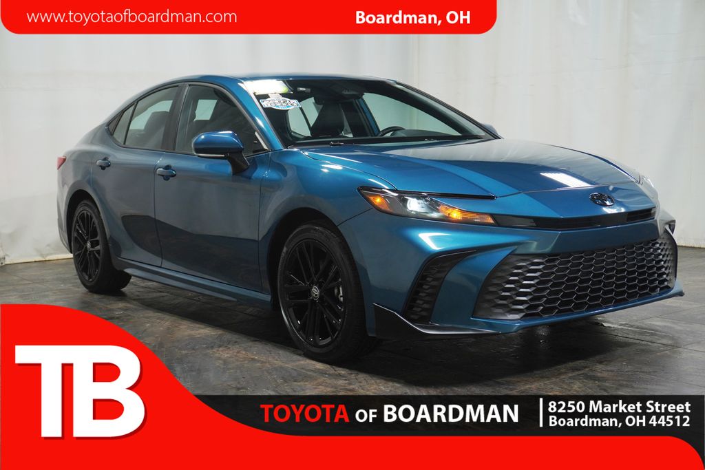 2025 Toyota Camry SE AWD