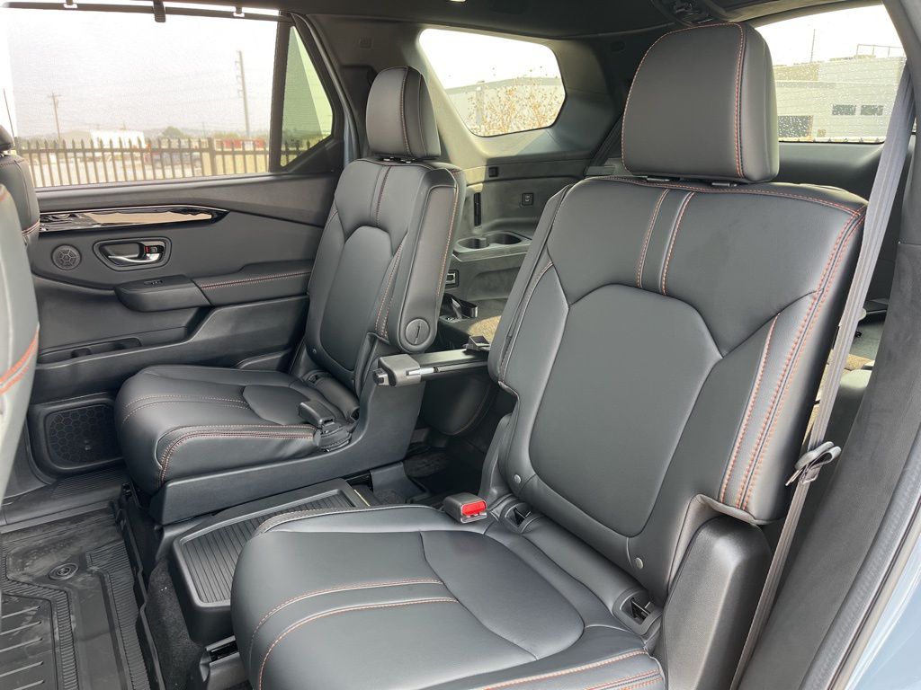 Thumbnail: 2025 Honda Pilot - 14