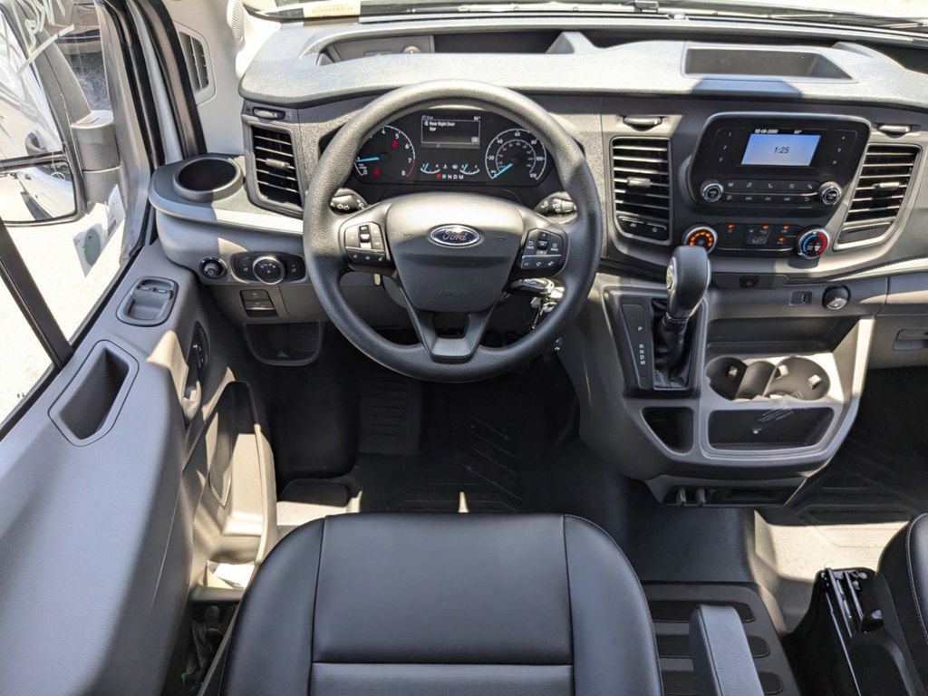 2025 Ford Transit 250