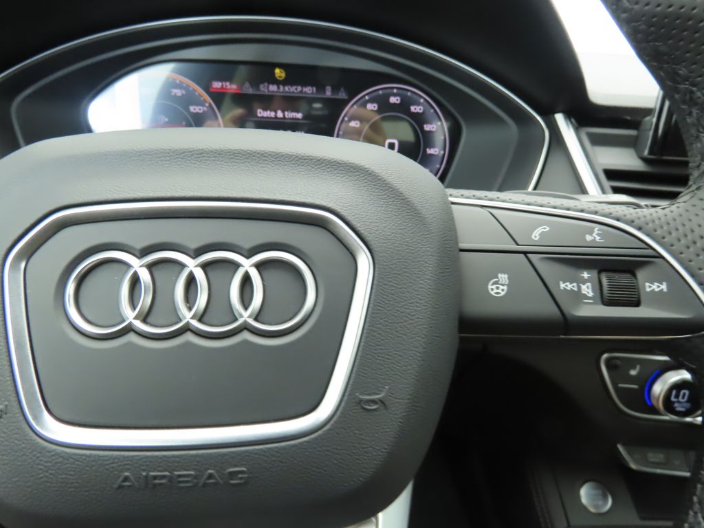 2025 Audi Q5  12