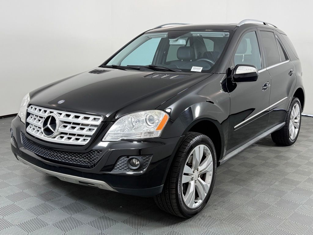 Black 2010 Mercedes-Benz M-Class SUV / Crossover All-Wheel Drive 7-Speed Automatic