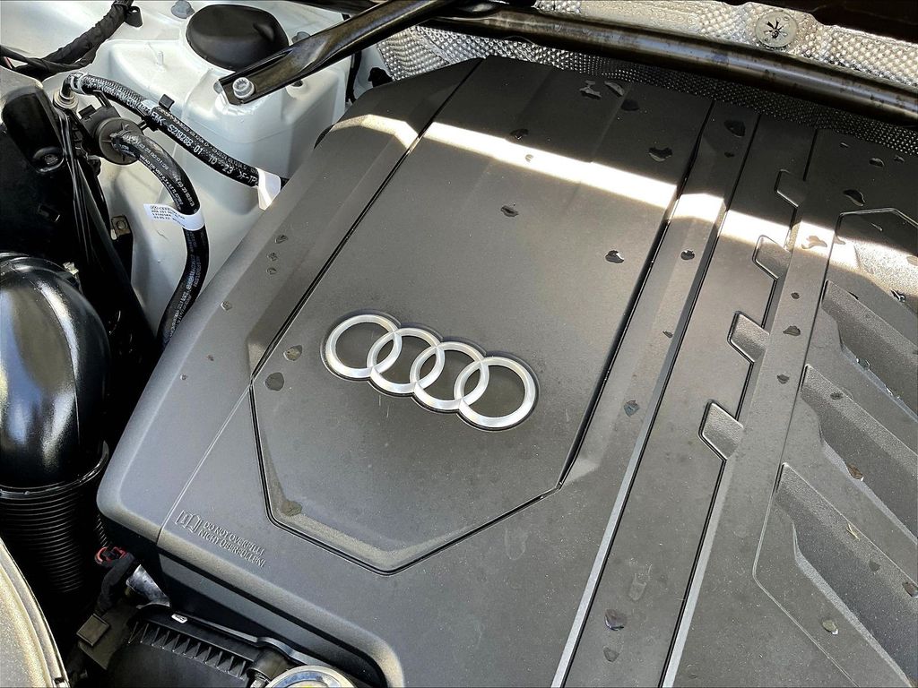 2023 Audi Q5 45 S line Premium Glacier White - Grieco Acura - Image 31