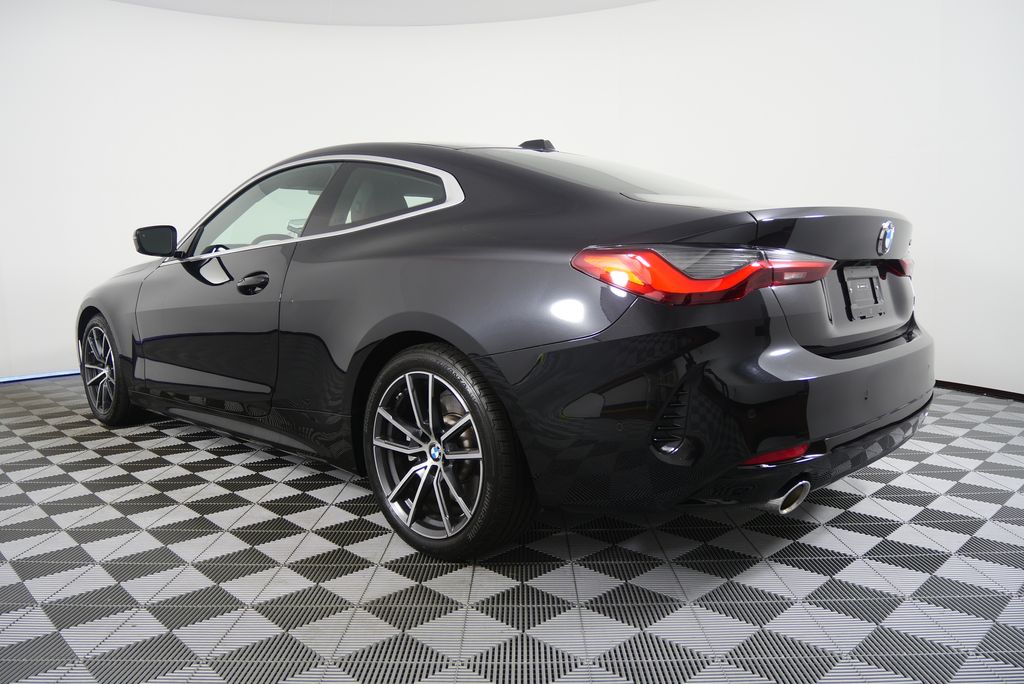 Thumbnail: 2025 BMW 4 Series - 5