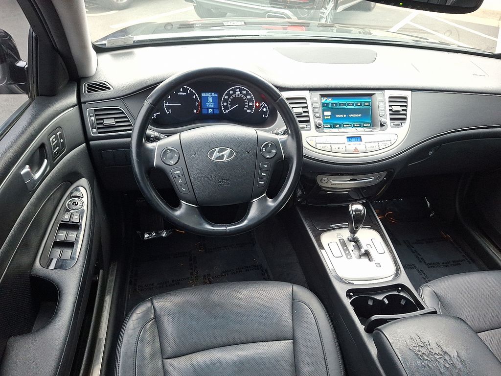 Thumbnail: 2012 Hyundai Genesis - 11
