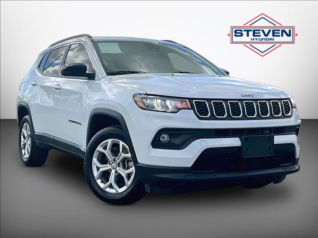 Bright White Clearcoat 2024 Jeep Compass SUV / Crossover Four-Wheel Drive 8-Speed Automatic