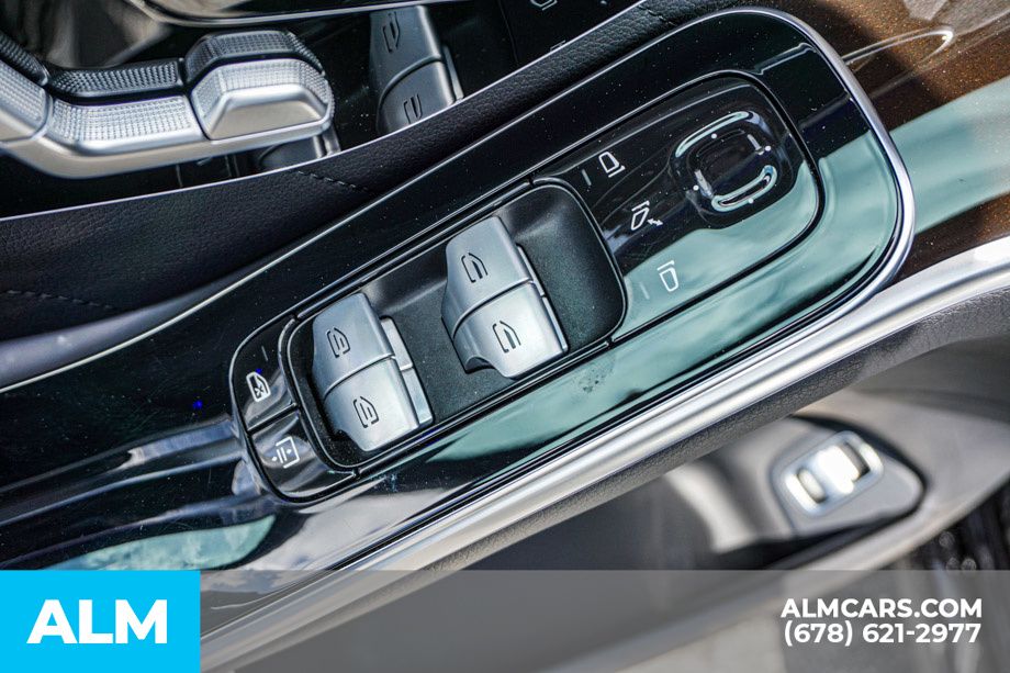 Used 2024 Black Mercedes-Benz S 580e image 49