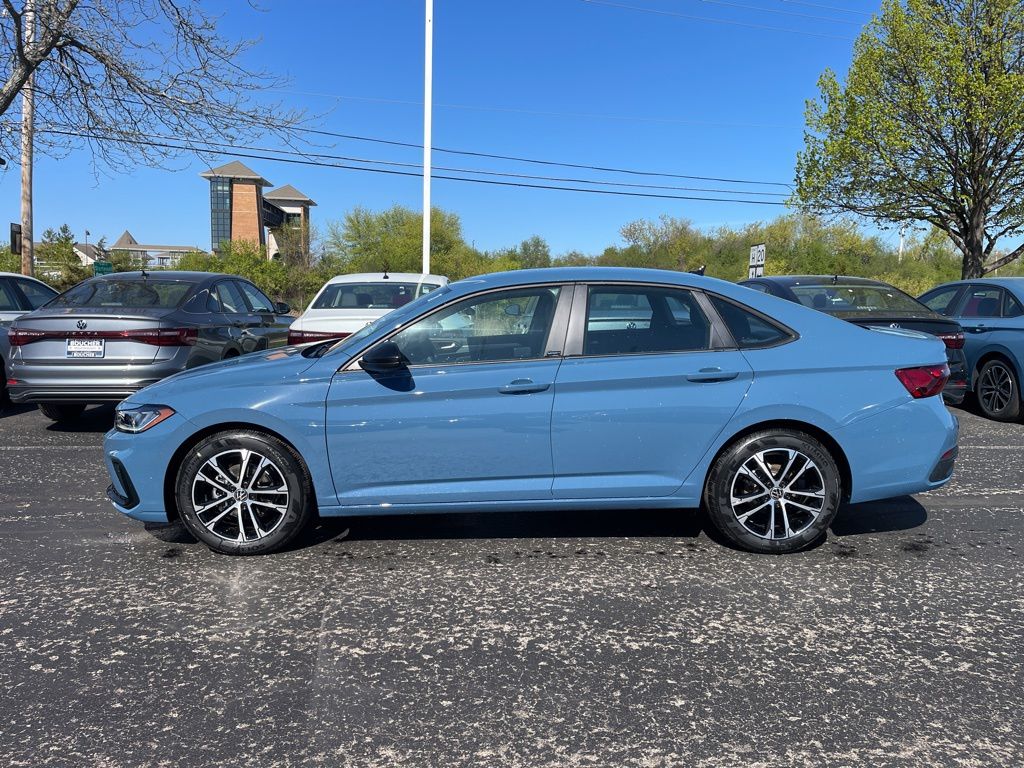 New 2026 Monterey Blue Pearl Volkswagen 1.5T Sport image 2