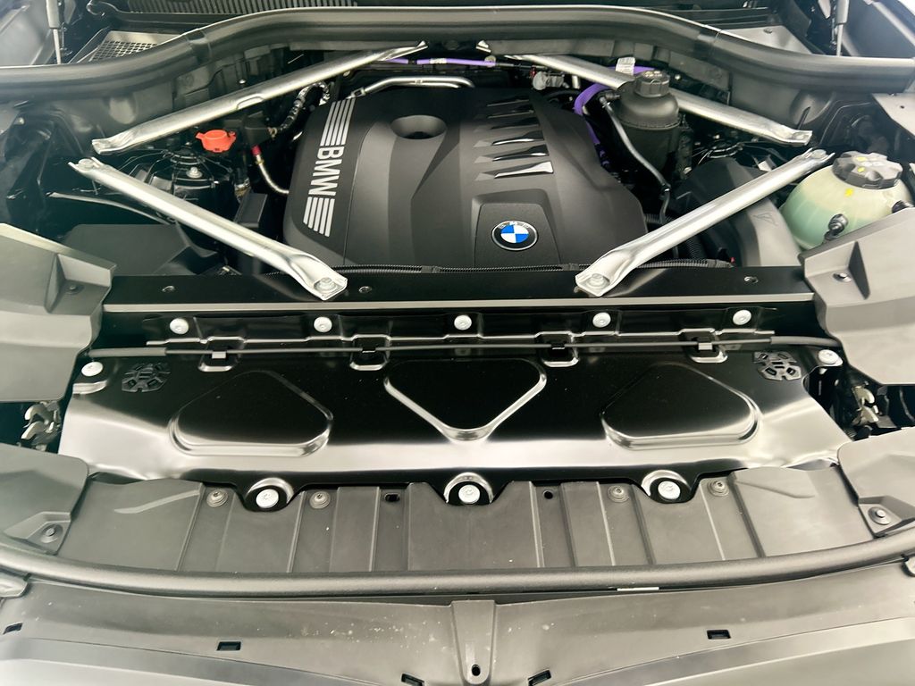 Thumbnail: 2026 BMW X5 - 28