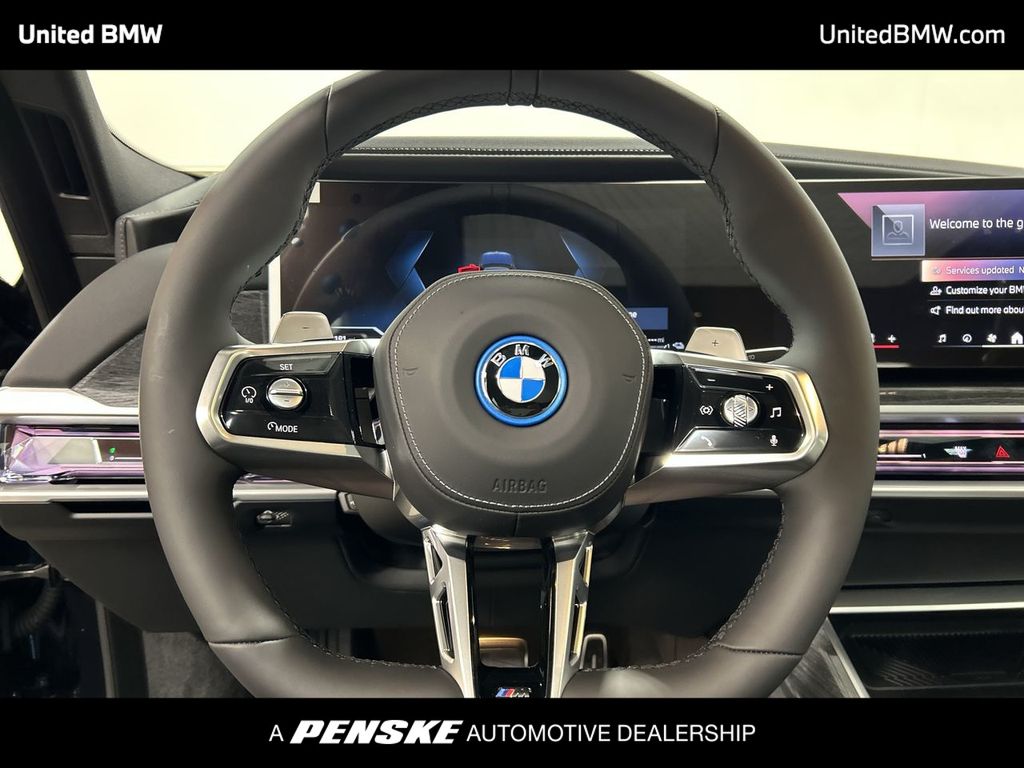 Thumbnail: 2026 BMW 7 Series - 14
