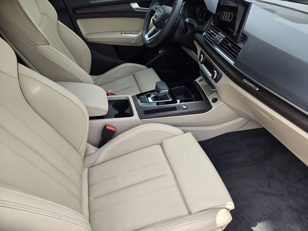 used 2024 Audi Q5 car, priced at $35,271