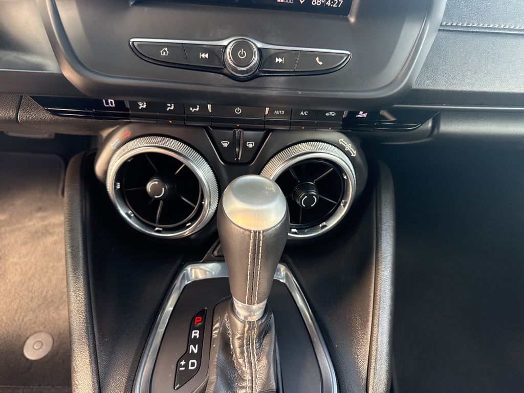 2020 Chevrolet Camaro RWD Coupe 1LT