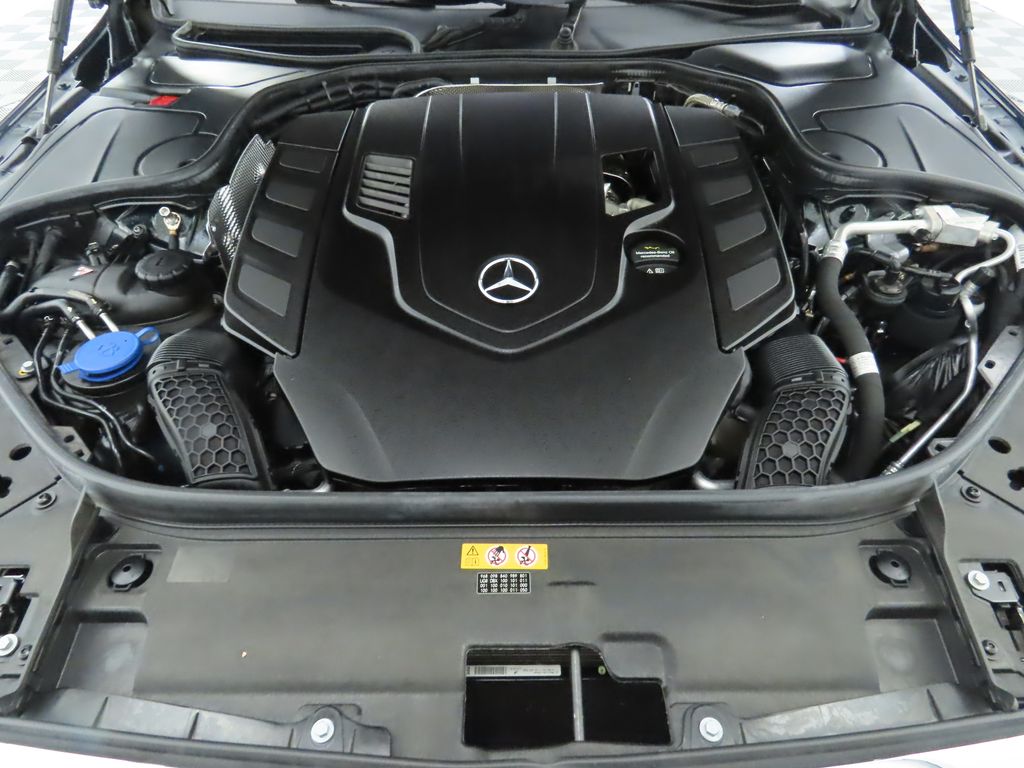 2018 Mercedes-Benz S-Class S 560 30