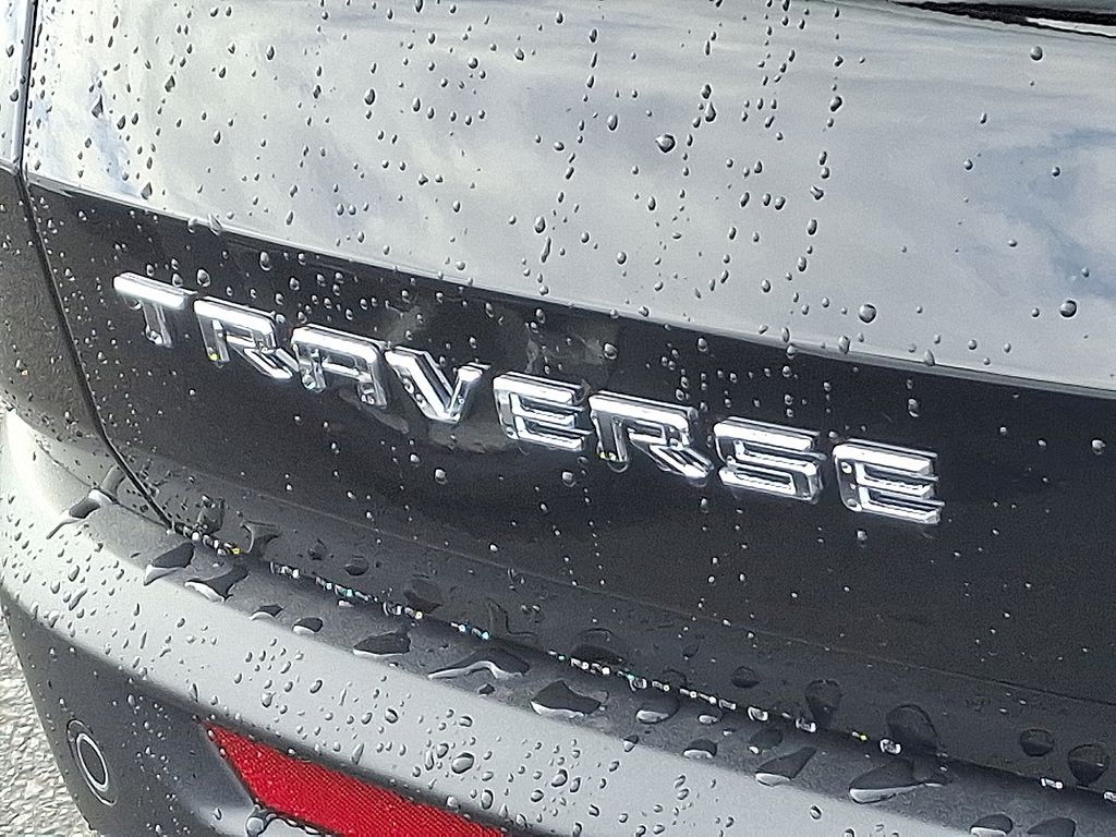 Thumbnail: 2026 Chevrolet Traverse - 5